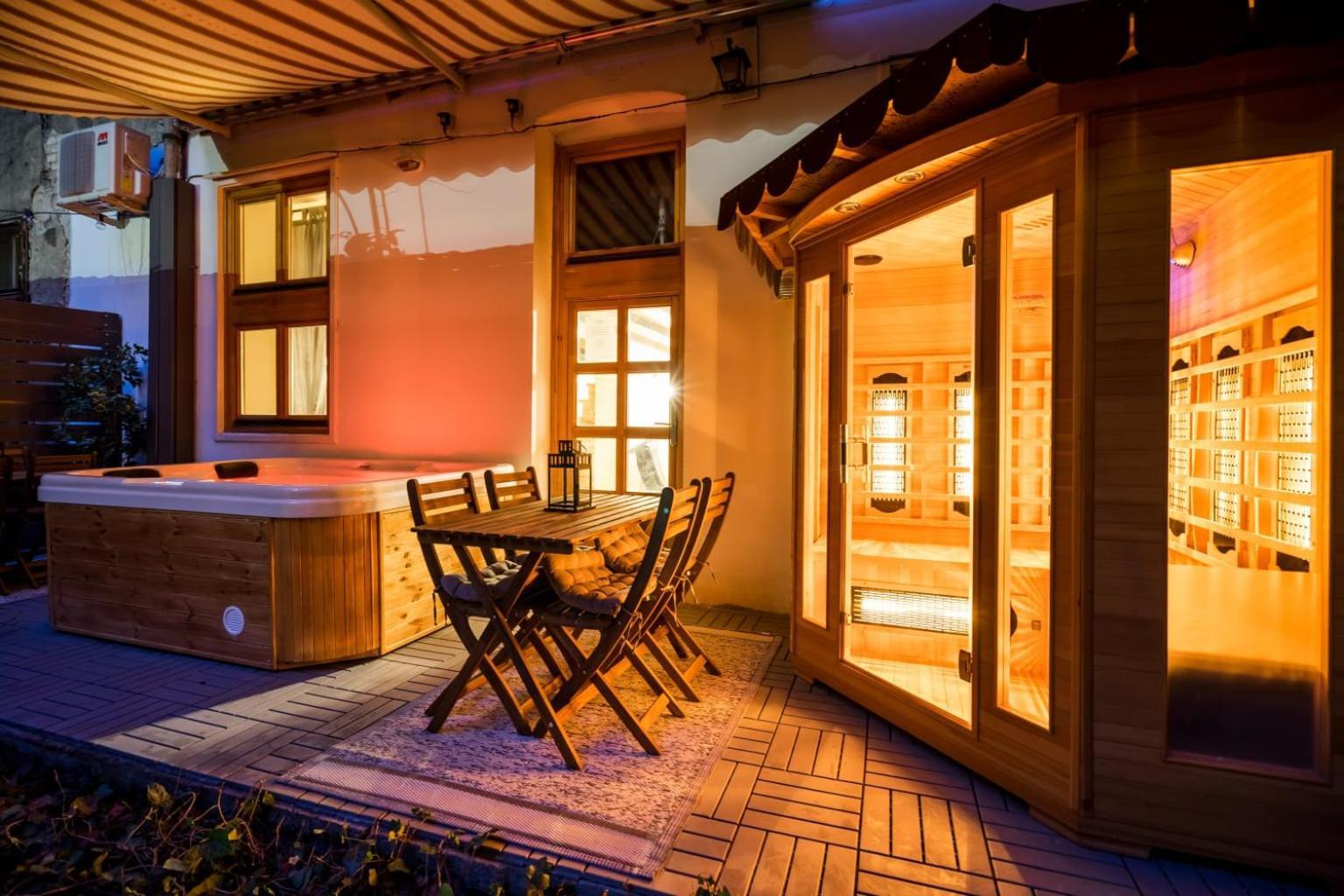Wellness Wonderland: Garden, Sauna, Jacuzzi In Cbd Budapeszt Zewnętrze zdjęcie