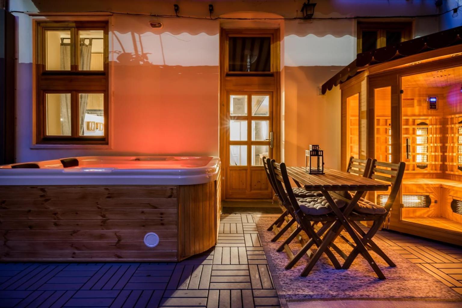 Wellness Wonderland: Garden, Sauna, Jacuzzi In Cbd Budapeszt Zewnętrze zdjęcie