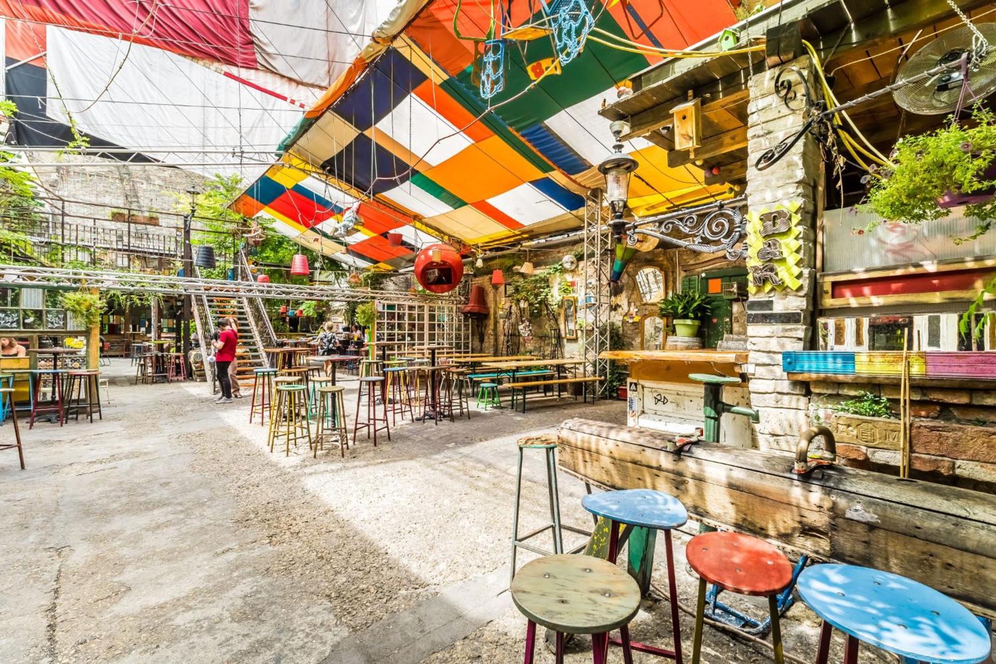Wellness Wonderland: Garden, Sauna, Jacuzzi In Cbd Budapeszt Zewnętrze zdjęcie